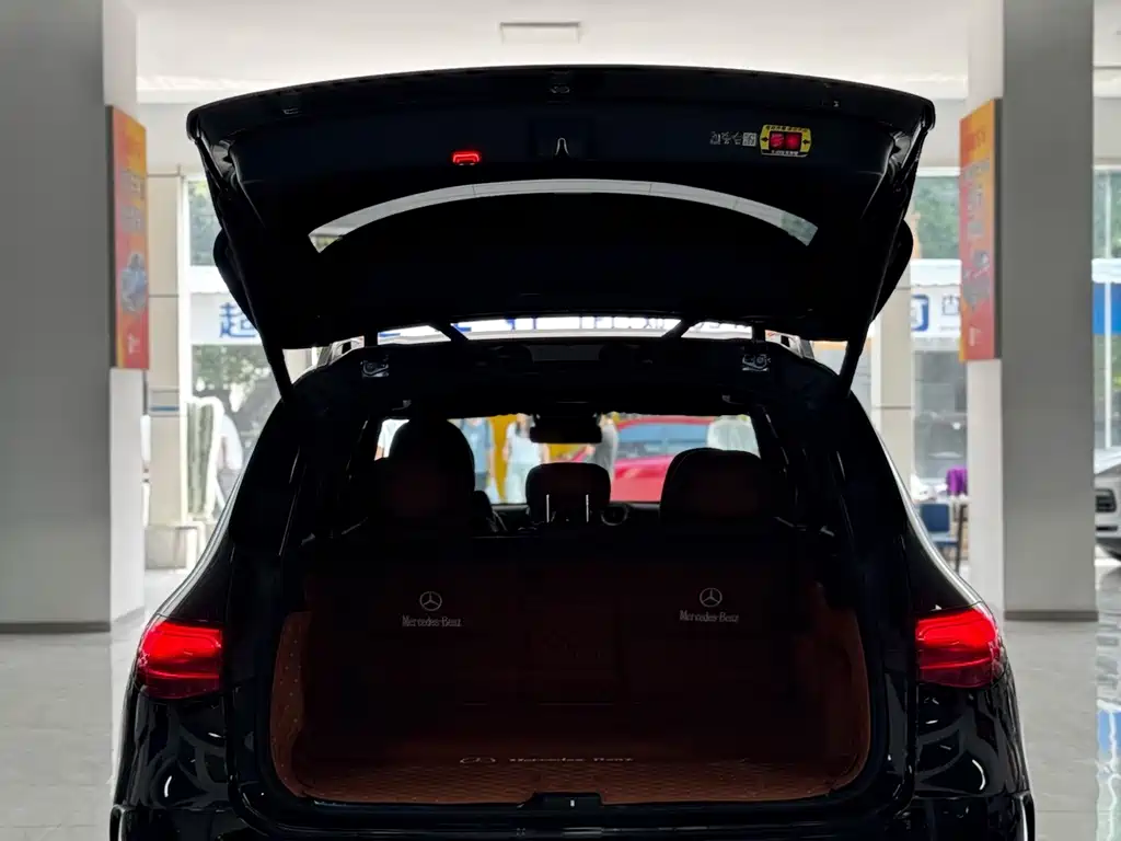 Mercedes-Benz GLC — миниатюра 16