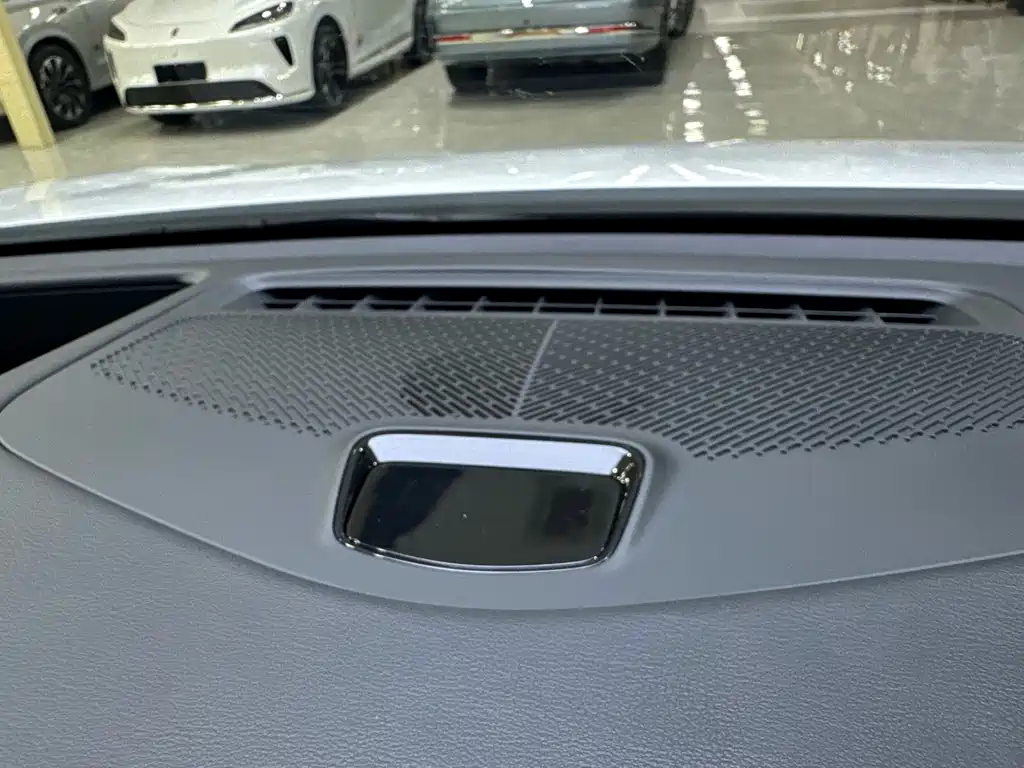 Roewe Feifan R7 — миниатюра 21
