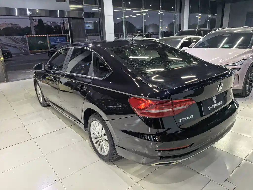 Volkswagen Lavida — миниатюра 5
