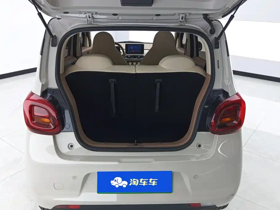 Wuling MINIEV — миниатюра 4
