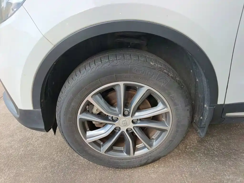 Geely Boyue — миниатюра 23