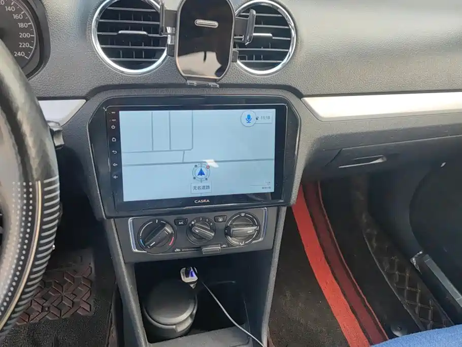 Volkswagen Jetta — миниатюра 13