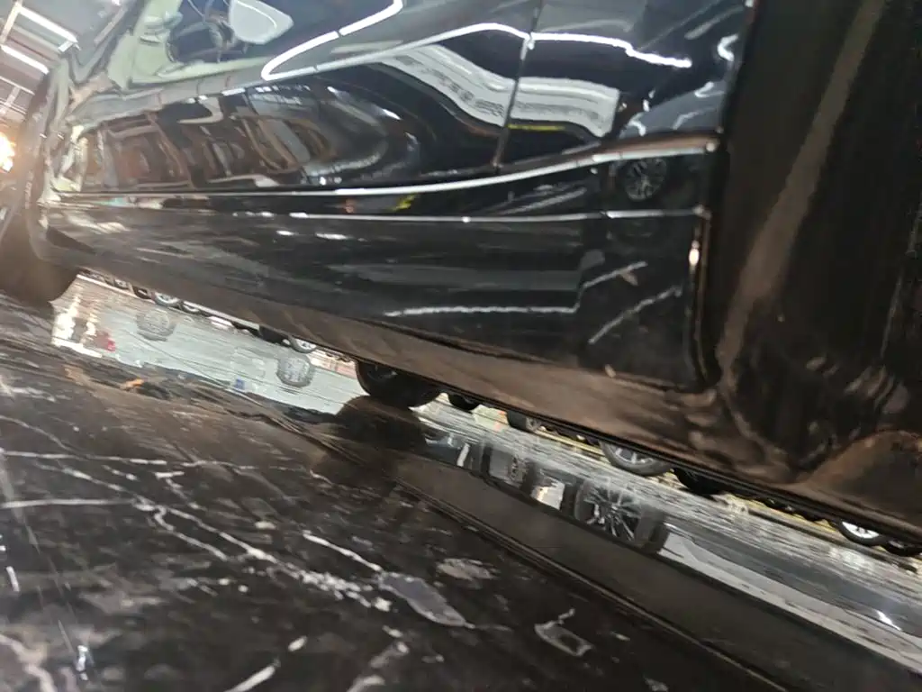 Tesla Model 3 — миниатюра 21
