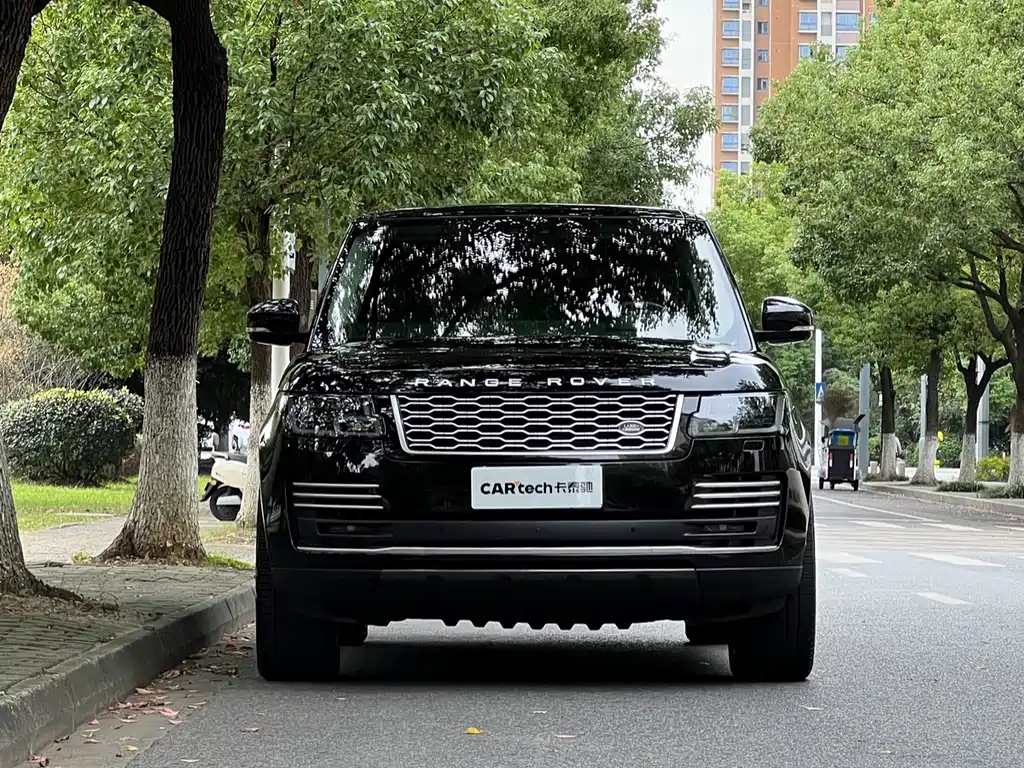 Land Rover Range Rover — миниатюра 2