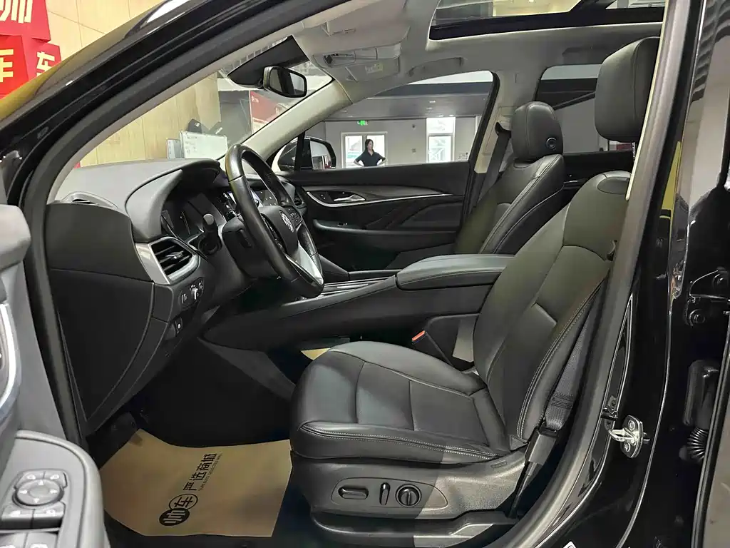 Buick Enclave — миниатюра 10