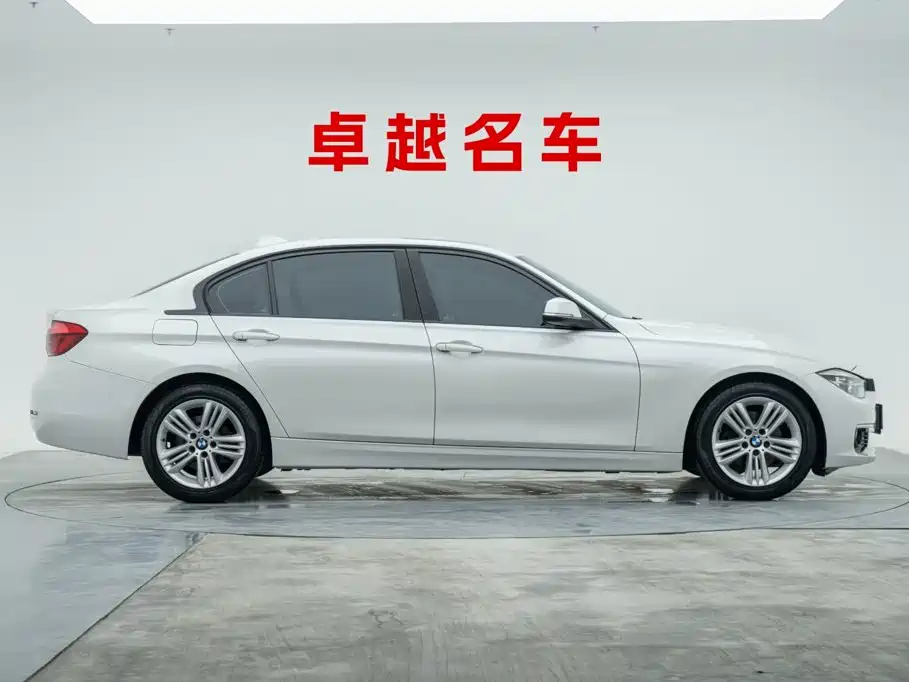 BMW 3 Series — миниатюра 4