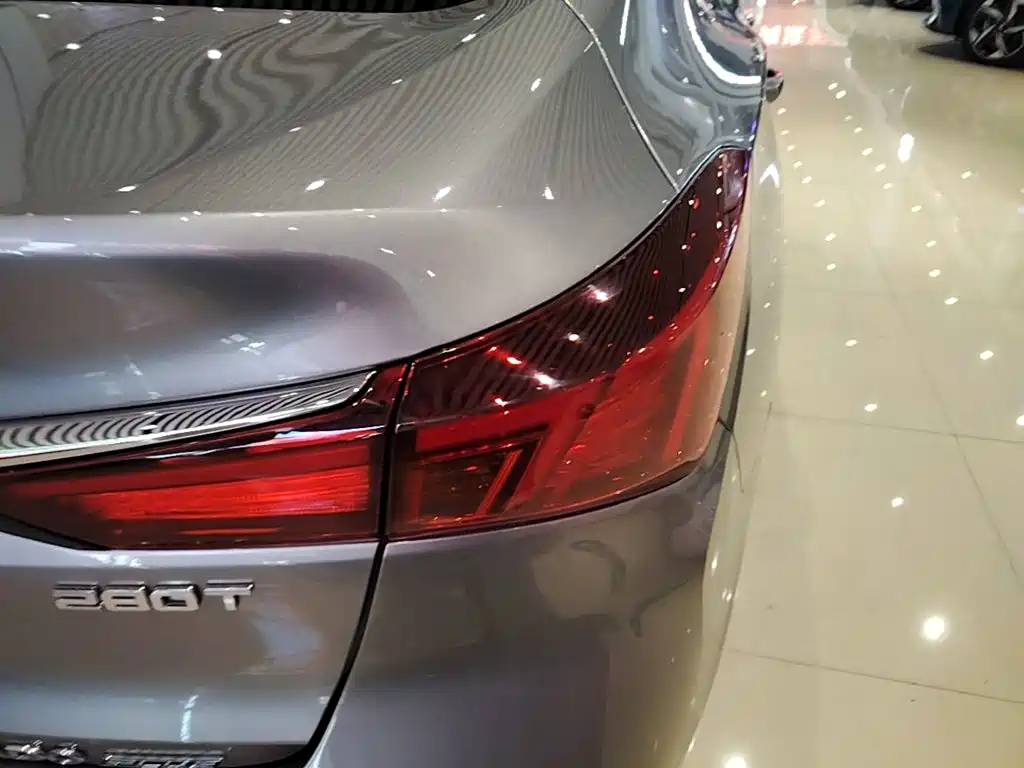 Changan Eado — миниатюра 8