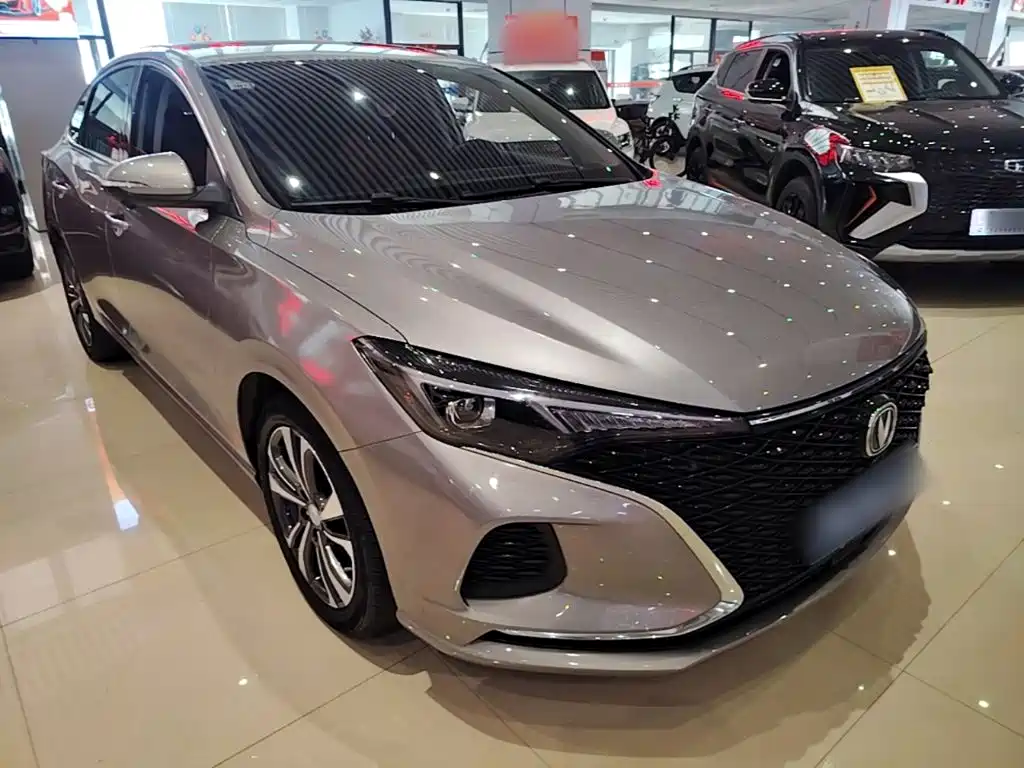 Changan Eado — миниатюра 4
