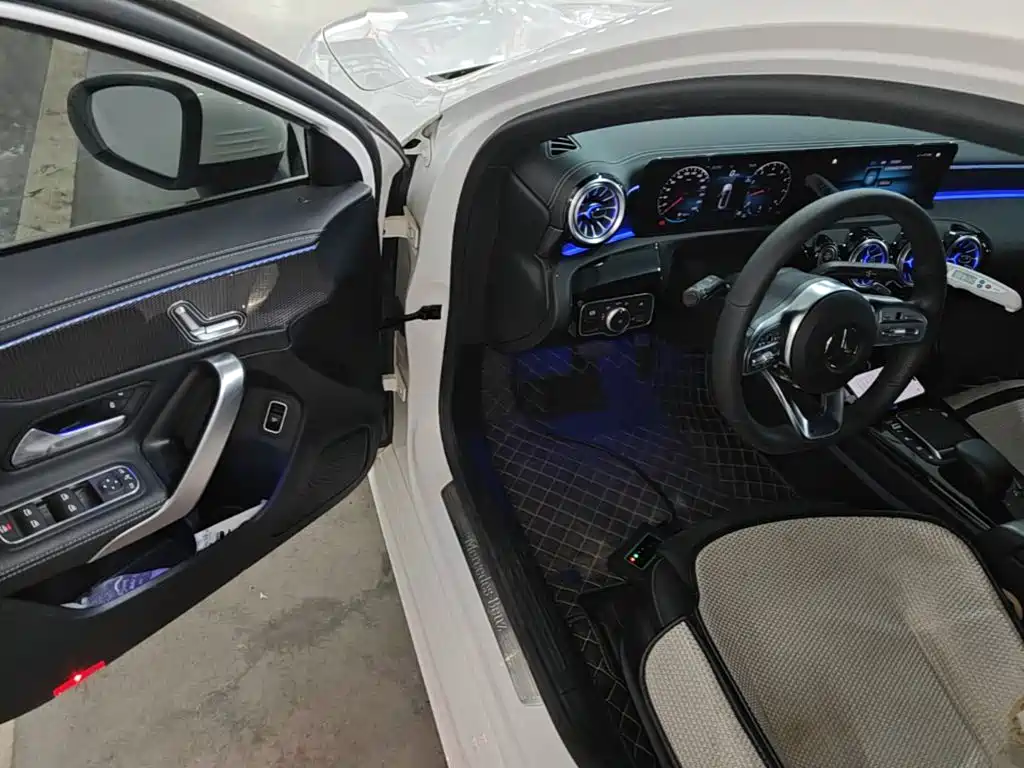 Mercedes-Benz A-Class — миниатюра 16