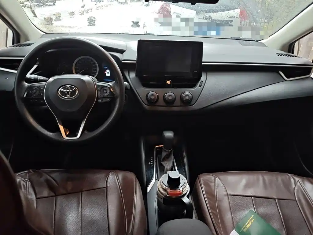 Toyota Corolla — миниатюра 5