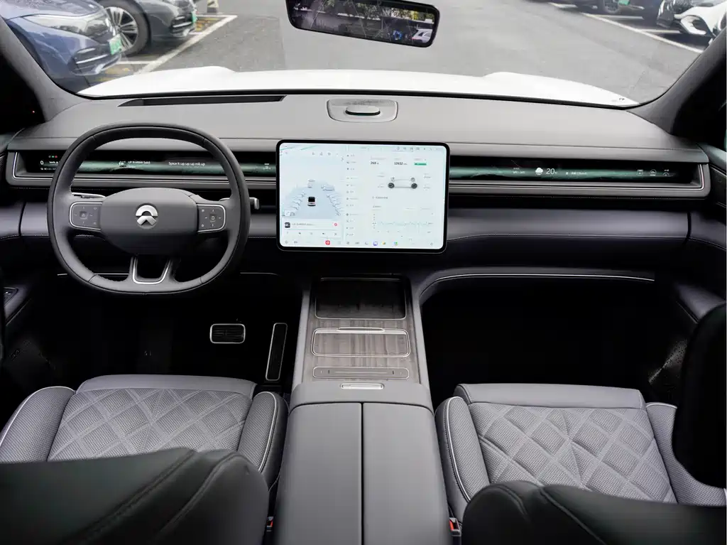 NIO ES8 — миниатюра 12