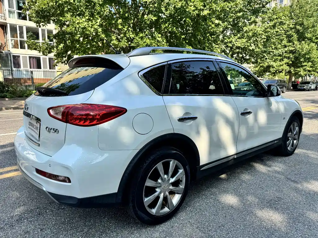 Infiniti QX50 — миниатюра 7