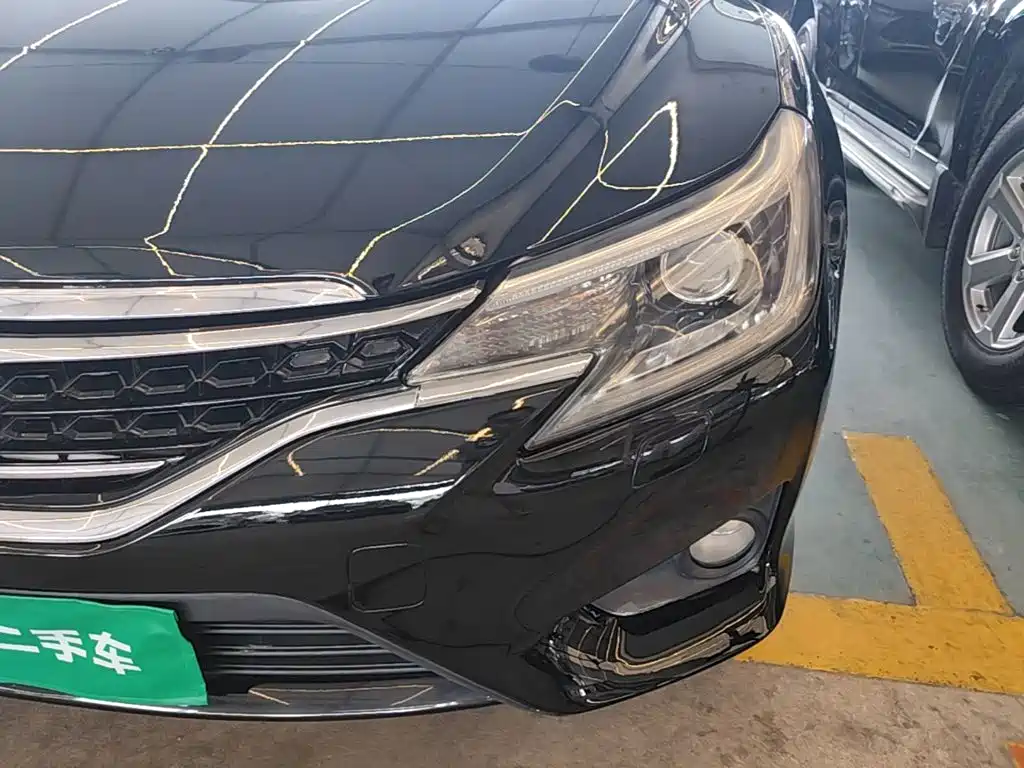 Toyota Reiz — миниатюра 24