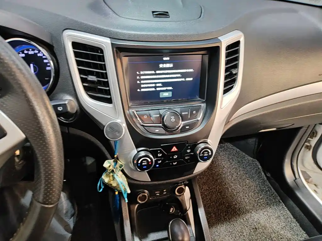 Changan CS35 — миниатюра 9