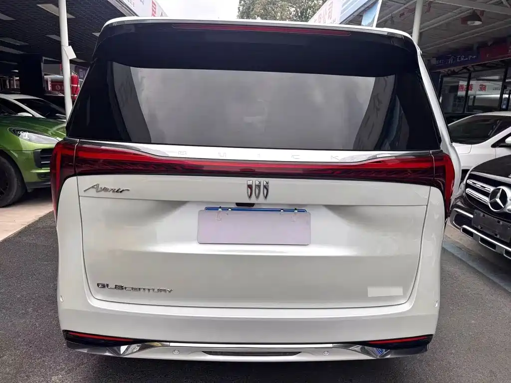 Buick Century 2023 2.0T мест