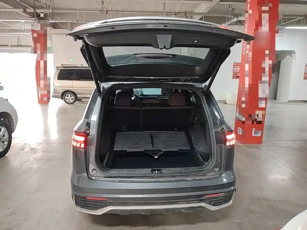 Geely Xingyue L — миниатюра 19