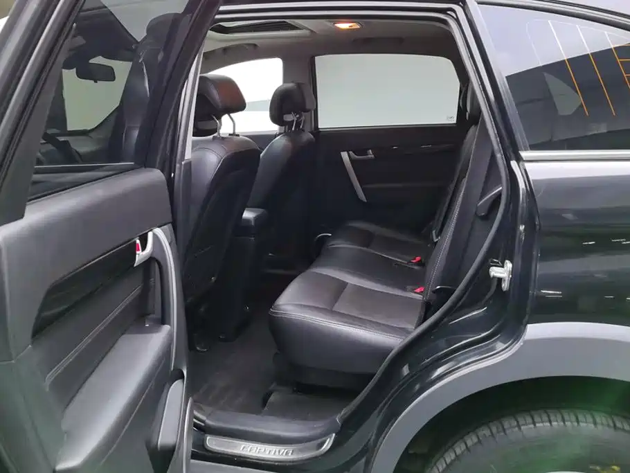Chevrolet Captiva — миниатюра 11