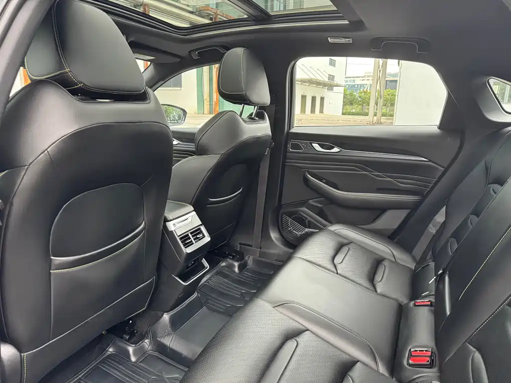 GEELY AUTOMOBILE XINGRUI