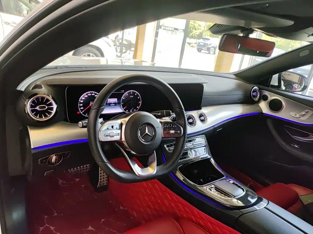 Mercedes-Benz E-Class (Import) — миниатюра 4