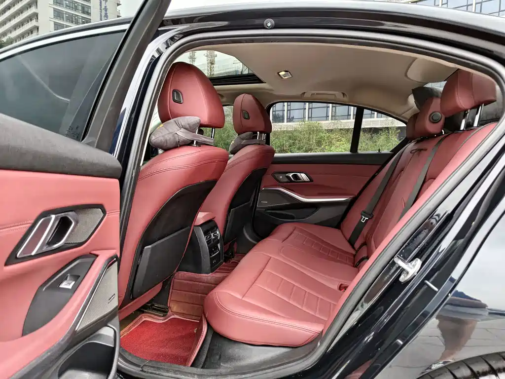 BMW 3 Series — миниатюра 8