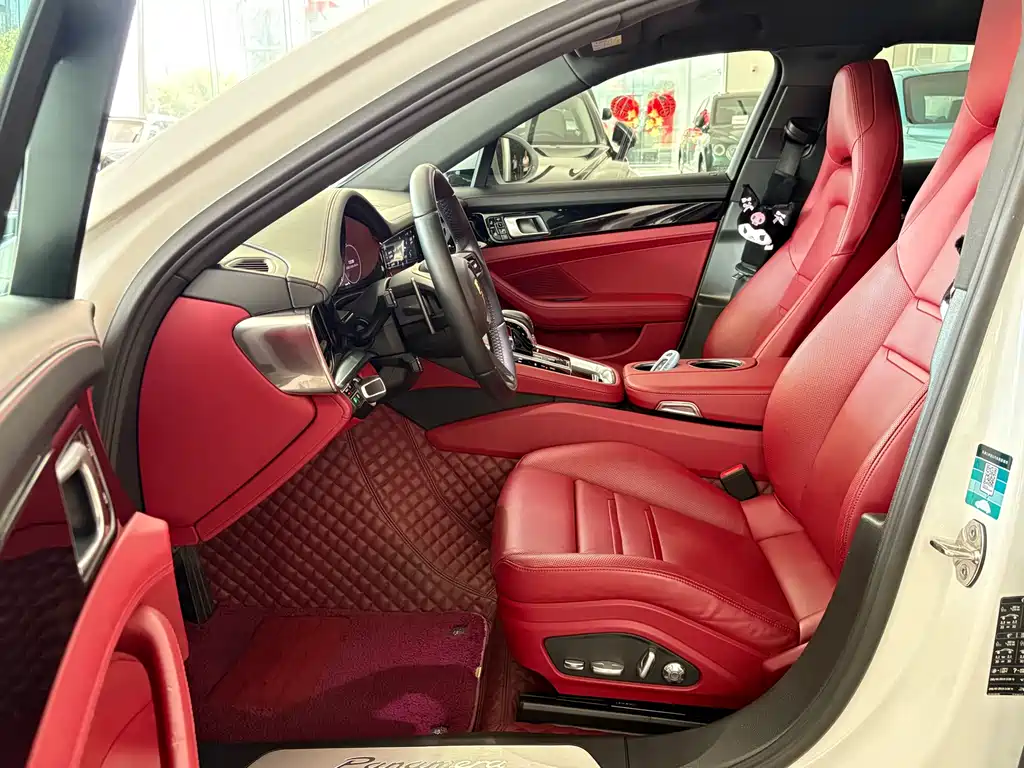 Porsche Panamera — миниатюра 6