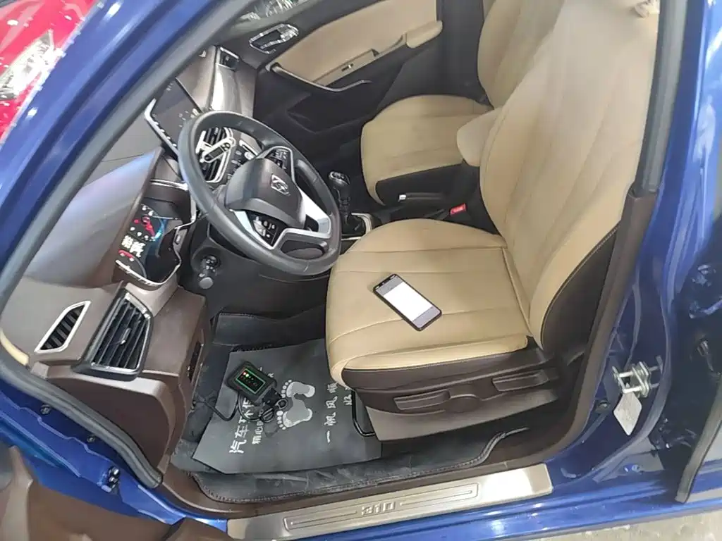Baojun 310W — миниатюра 15