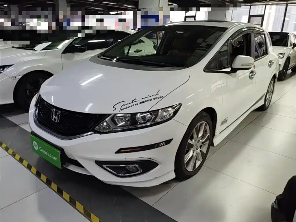 Honda Jade 2015