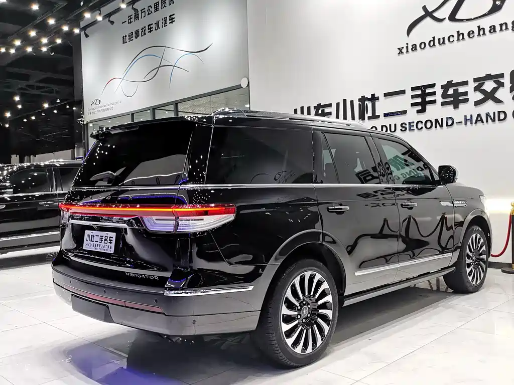Lincoln Navigator — миниатюра 19