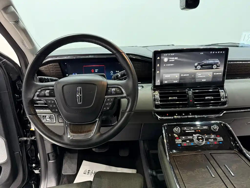 Lincoln Navigator — миниатюра 11