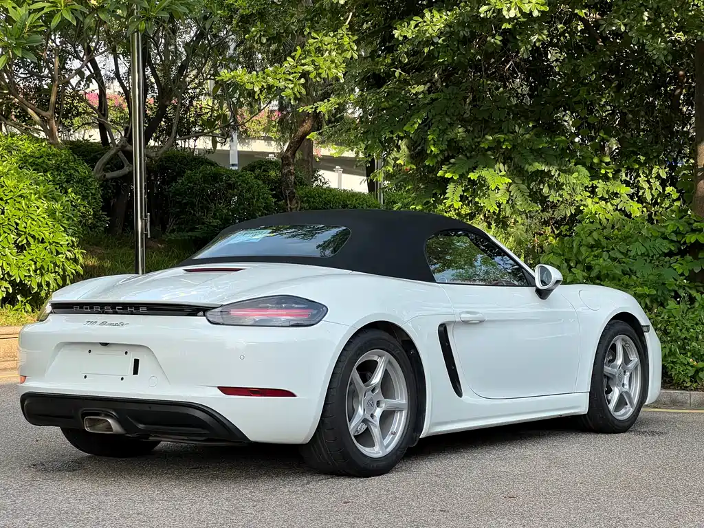 Porsche 718 2022 Boxster 2.0T
