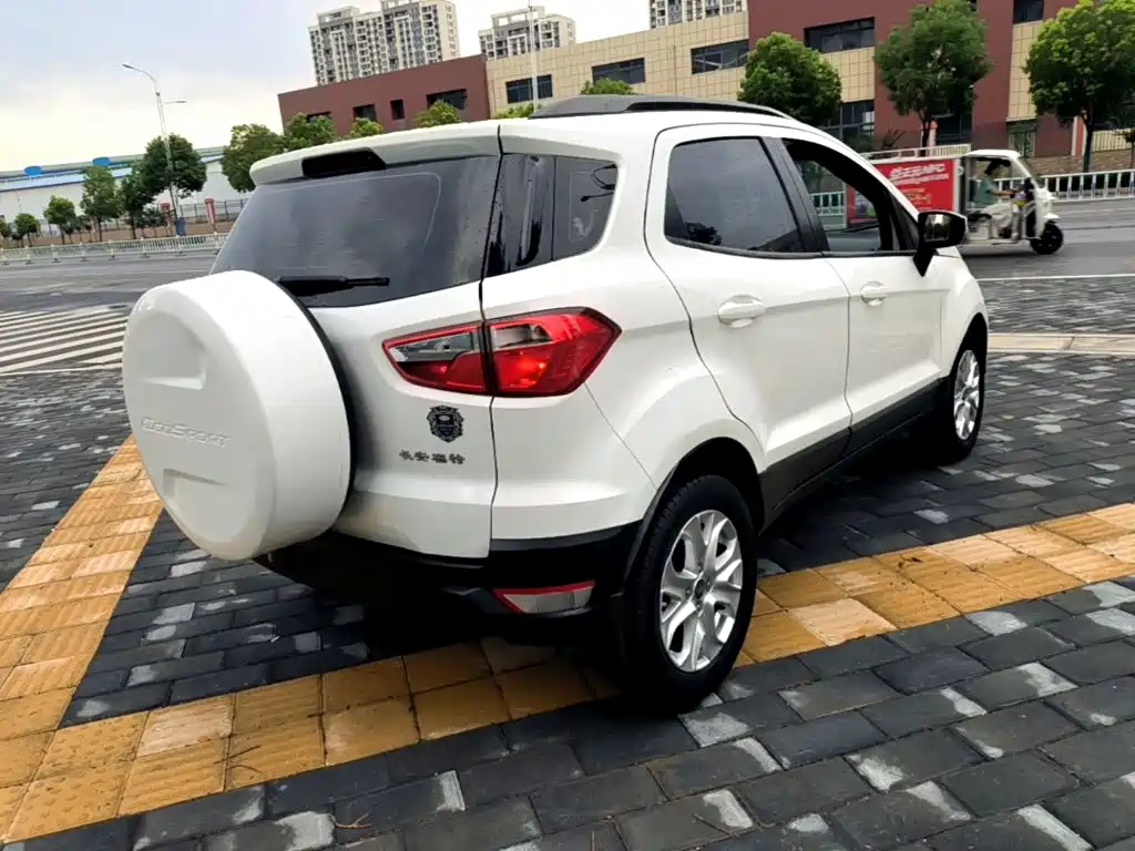 Ford Ecosport — миниатюра 7