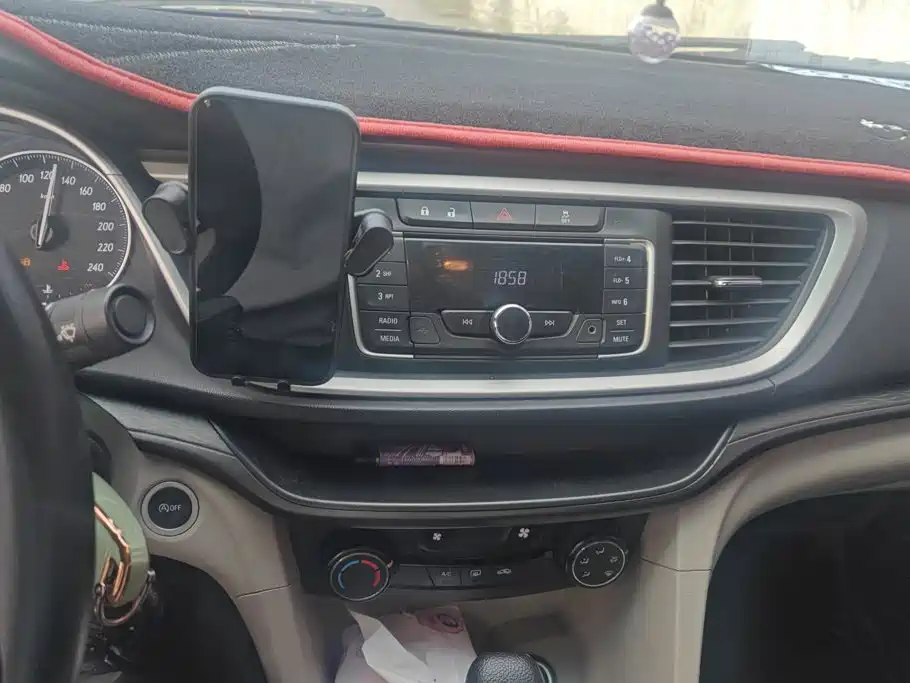 Buick Excelle — миниатюра 13