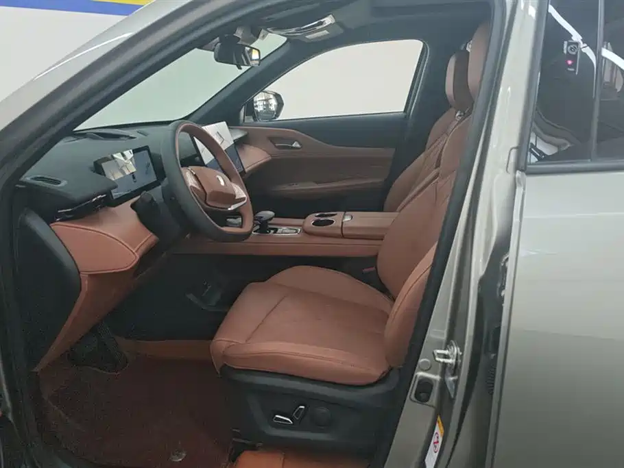 CHANGAN UNI Z NEW ENERGY