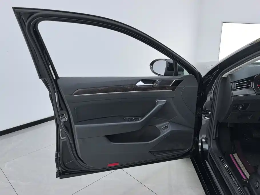 Volkswagen Magotan — миниатюра 7