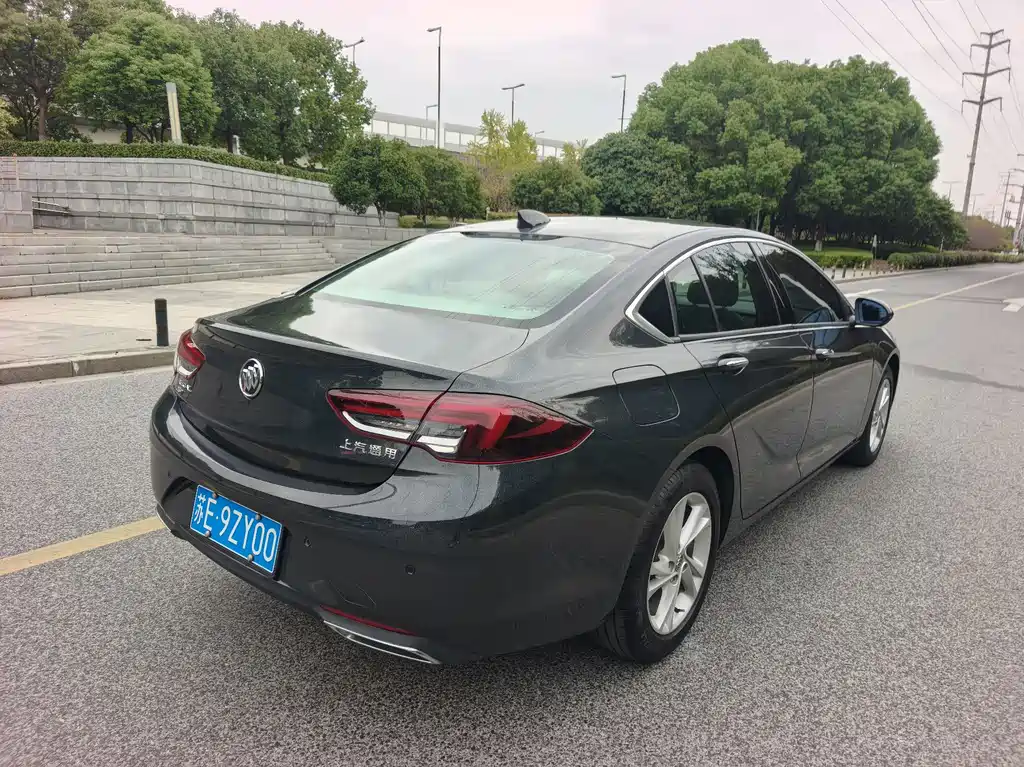Buick Regal — миниатюра 4