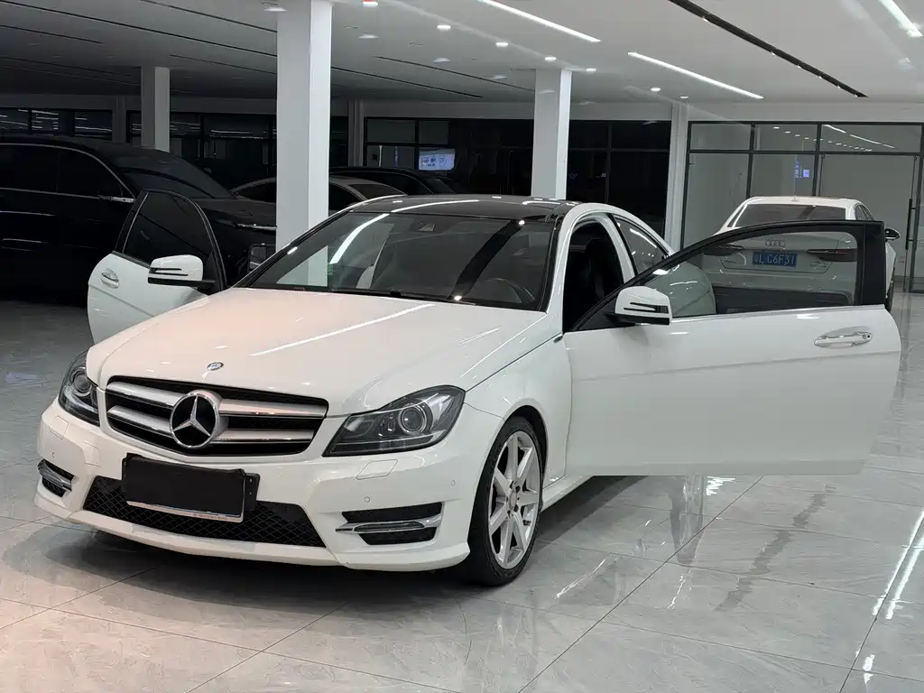 Mercedes-Benz C-Class (Import) — миниатюра 2