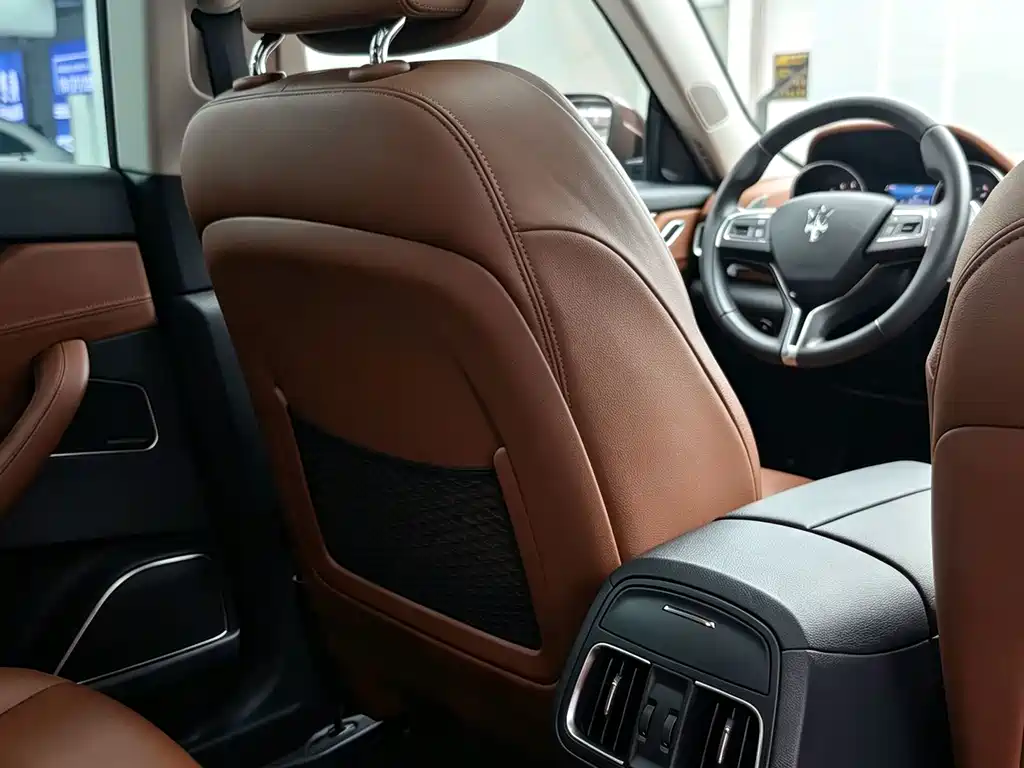 Maserati Levante — миниатюра 11