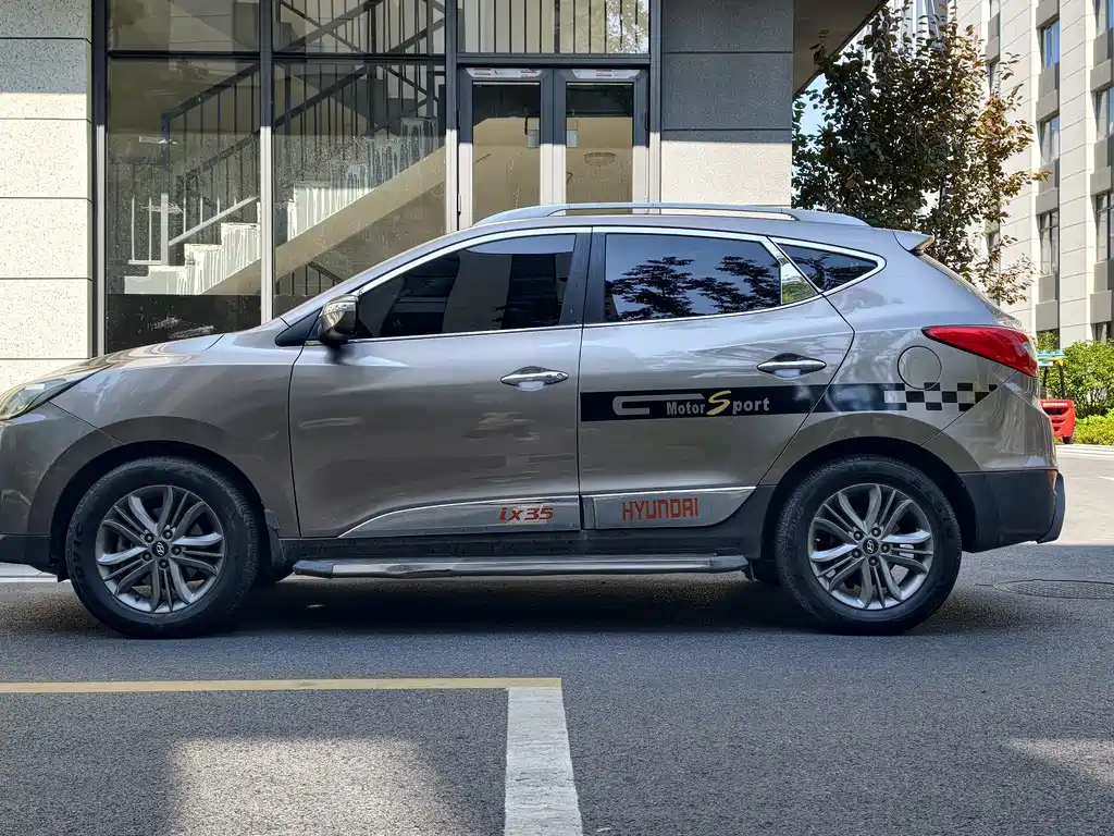 Hyundai ix35 — миниатюра 2