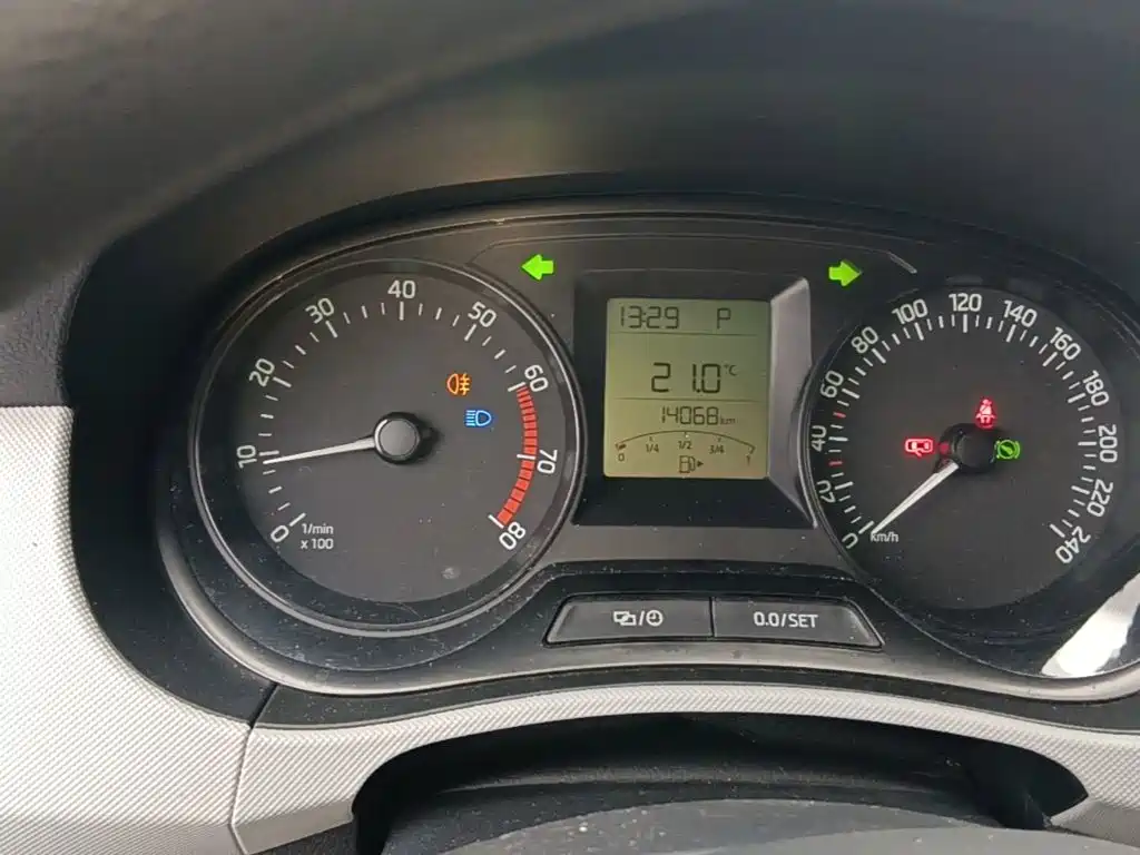 Skoda Fabia — миниатюра 12