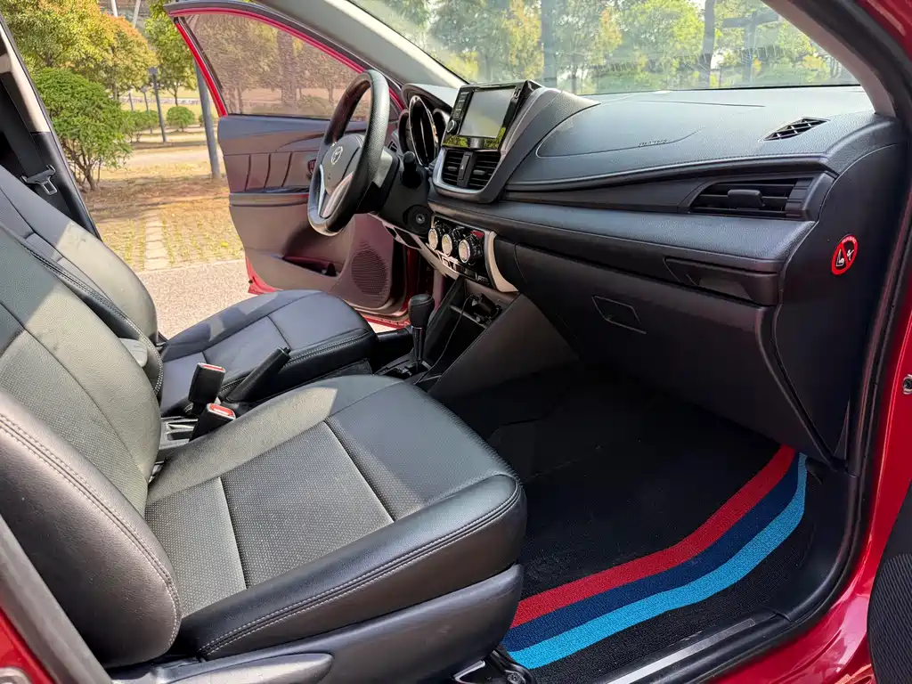 TOYOTA YARIS L ZHIXUAN