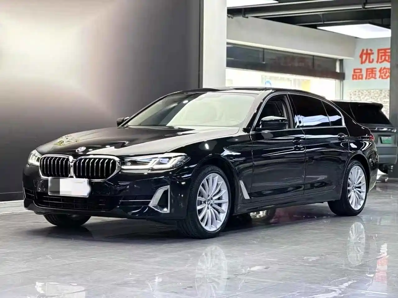 宝马5系 2022款 改款 530Li 尊享型 豪华套装 2022