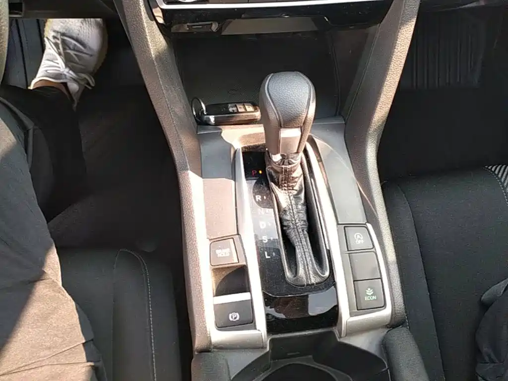 Honda Civic — миниатюра 14