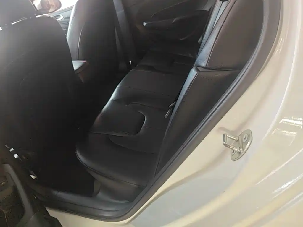 Chery Arrizo 5 — миниатюра 17