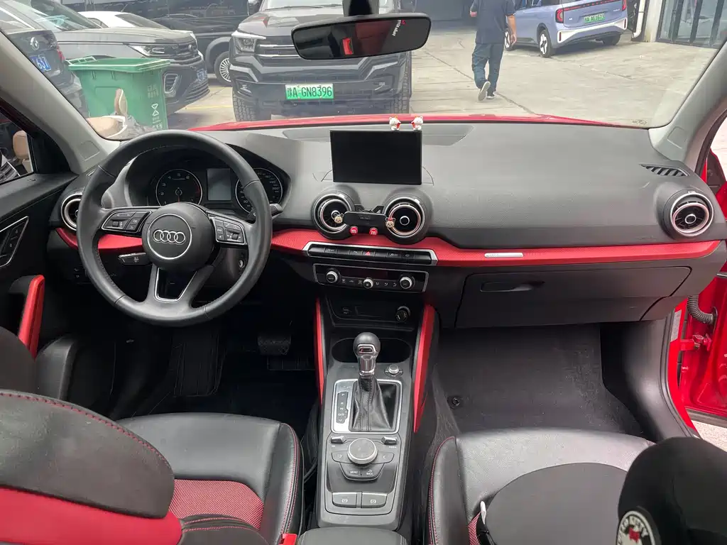 Audi Q2L — миниатюра 7