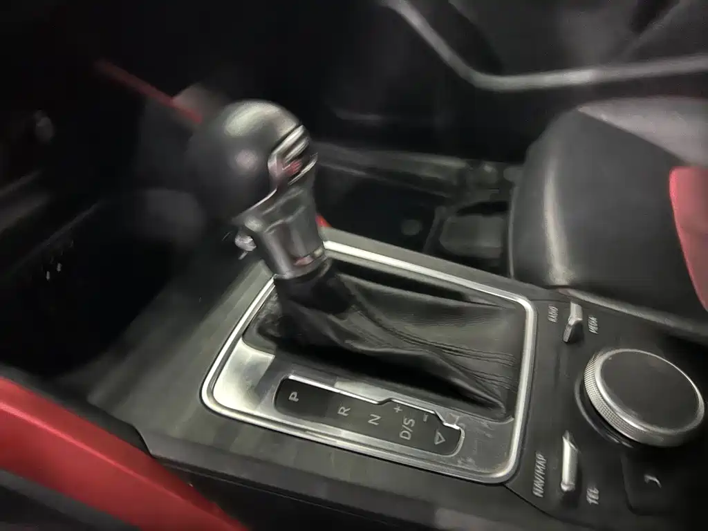 Audi Q2L — миниатюра 15