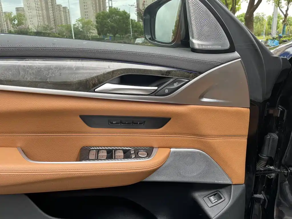BMW 6 Series GT — миниатюра 11