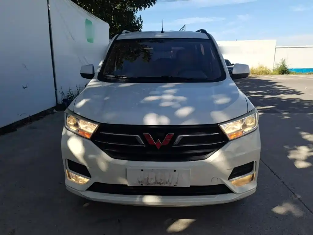 Wuling Hongguang — миниатюра 3