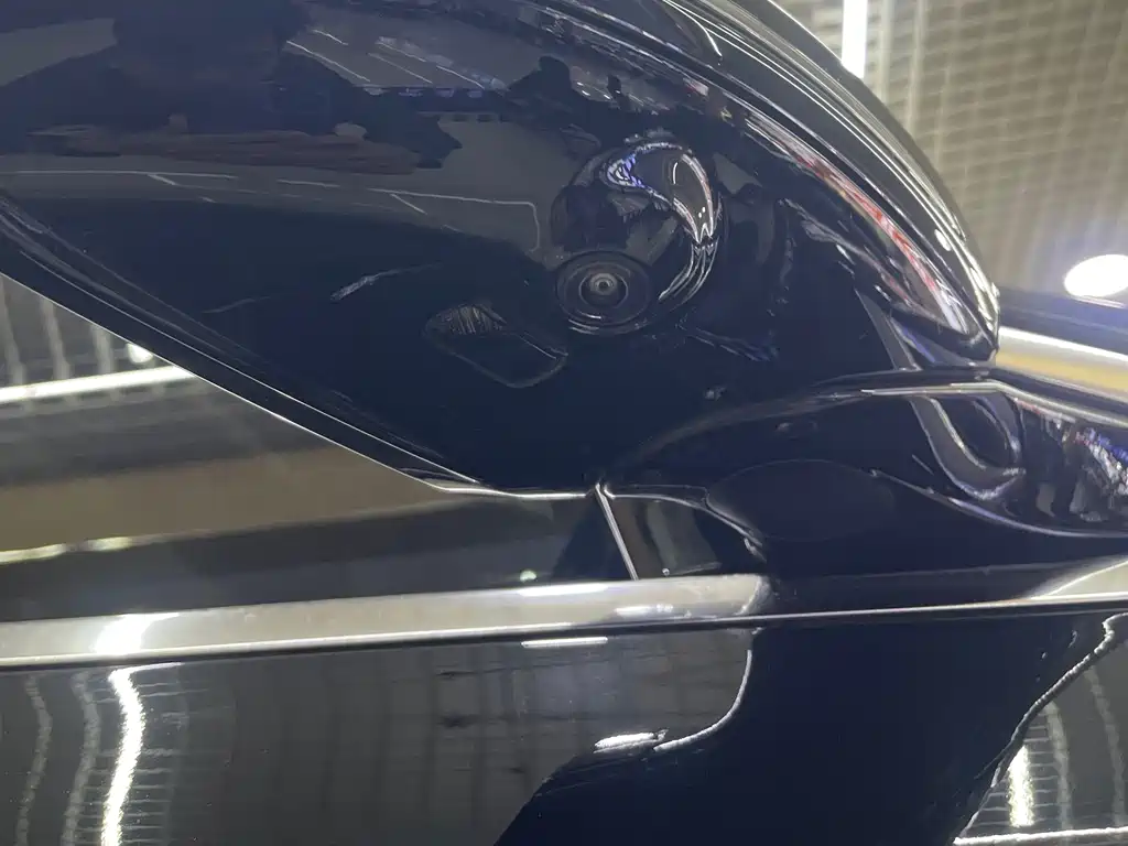 Mercedes-Benz E-Class — миниатюра 11