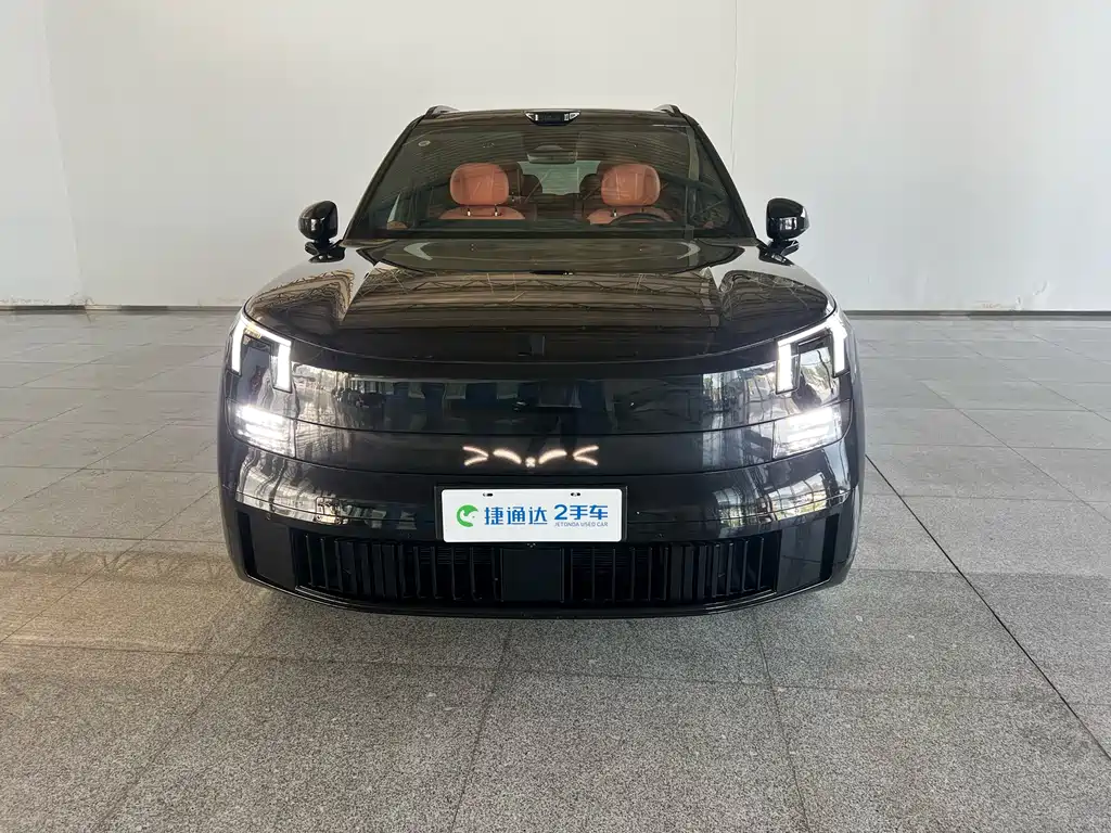 Lynk & Co 900 2025 2.0T Ultra 6 мест