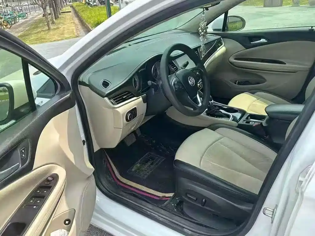 Buick Verano — миниатюра 4